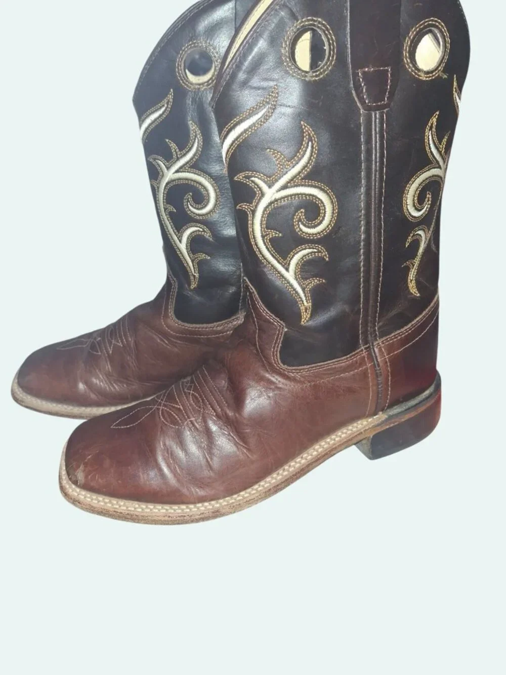 Old West Boys Size 3Y Brown Leather Cowboy Boots With Embroidered Design*SH2